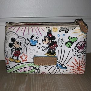 Disney sketch dooney & Burke